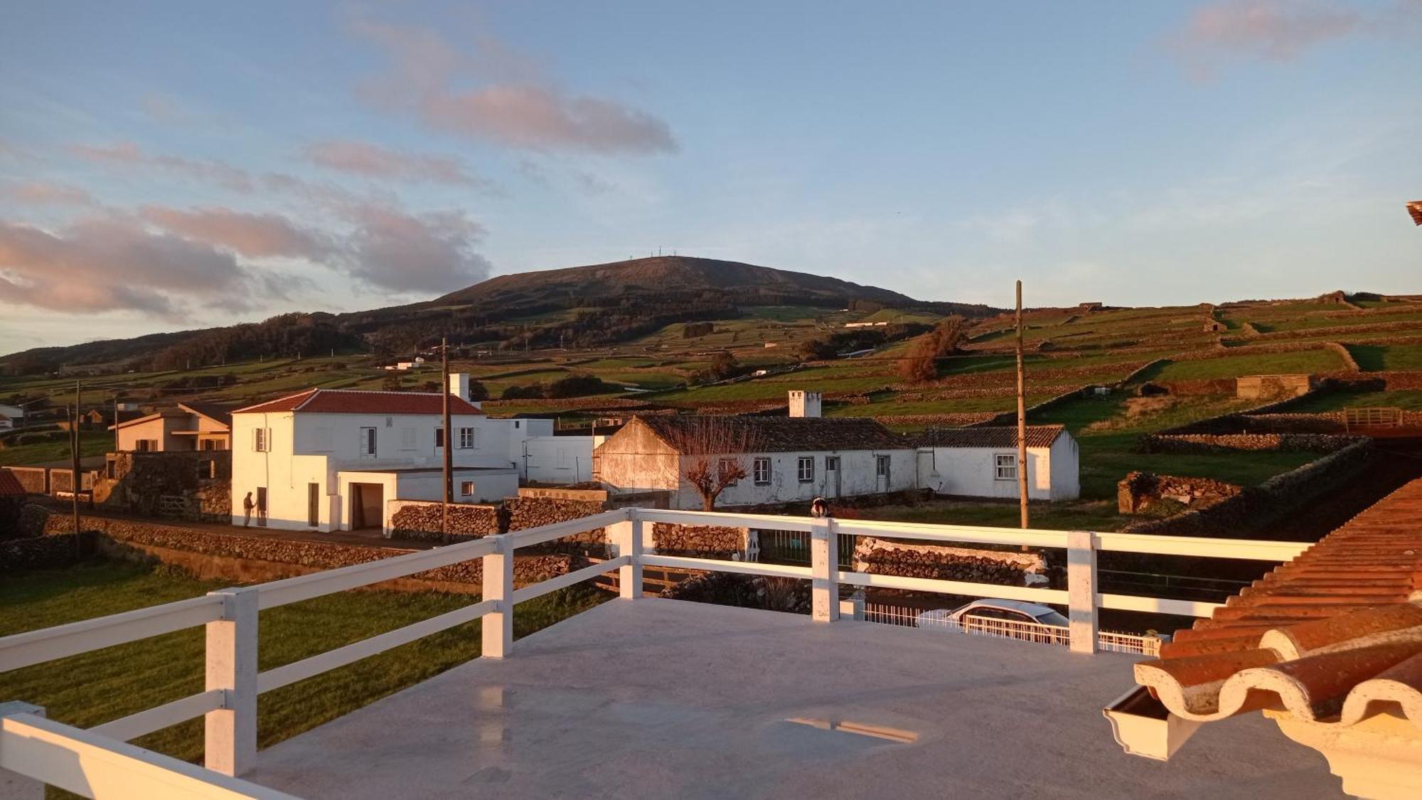 O Miradouro Daire Angra do Heroísmo Dış mekan fotoğraf